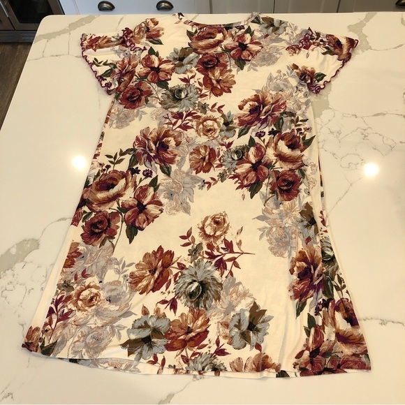 Hem & Thread Floral Multicolor Ruffle Sleeve Shift T-Shirt Swing Dress M - Picture 8 of 10